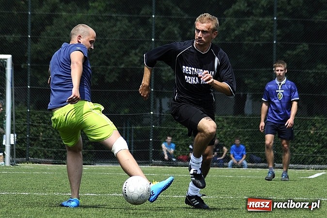 Zdjęcie w galerii na portalu naszraciborz.pl: Żorska Team i Xpres.pl bez porażki wiadomości z regionu