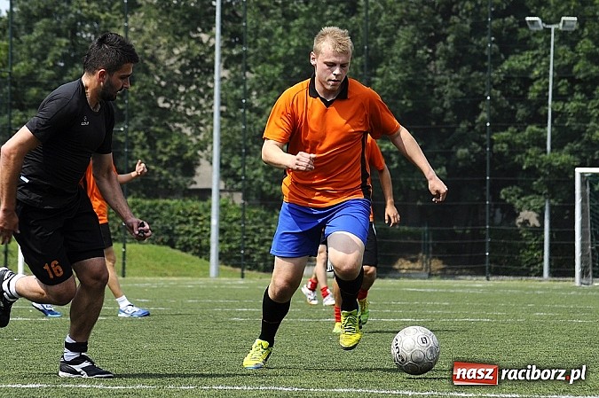 Zdjęcie w galerii na portalu naszraciborz.pl: Żorska Team i Xpres.pl bez porażki wiadomości z regionu