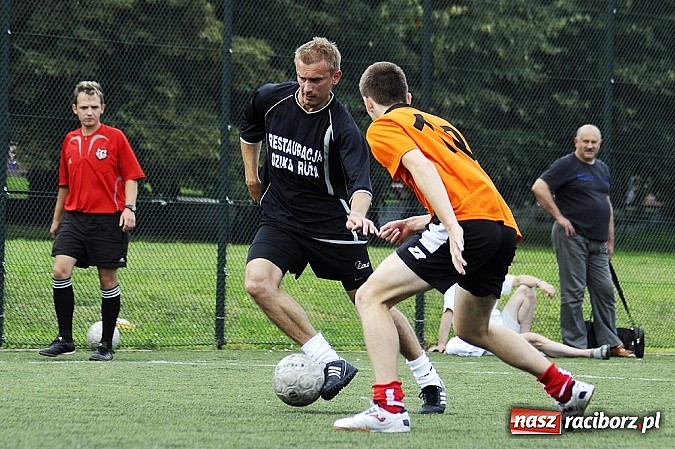 Zdjęcie w galerii na portalu naszraciborz.pl: Żorska Team i Xpres.pl bez porażki wiadomości z regionu