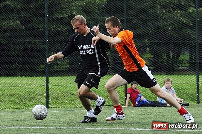 Zdjęcie w galerii na portalu naszraciborz.pl: Żorska Team i Xpres.pl bez porażki wiadomości z regionu