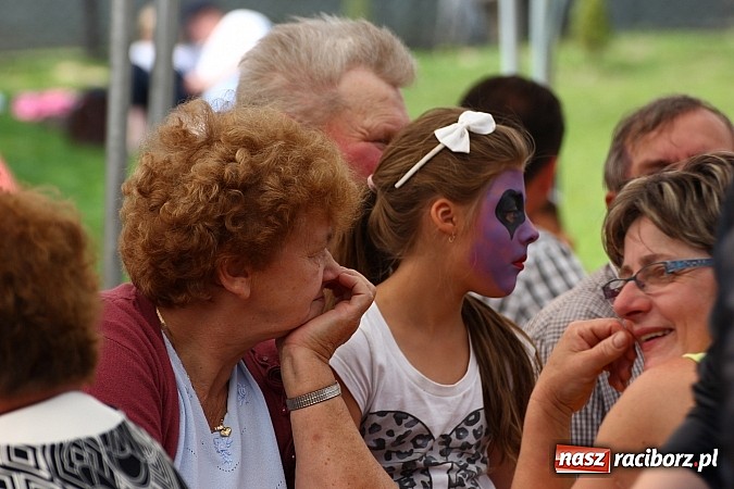 Zdjęcie w galerii na portalu naszraciborz.pl: Wspaniała zabawa na festynie w Mini ZOO w Gamowie wiadomości z regionu