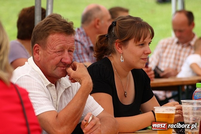 Zdjęcie w galerii na portalu naszraciborz.pl: Wspaniała zabawa na festynie w Mini ZOO w Gamowie wiadomości z regionu