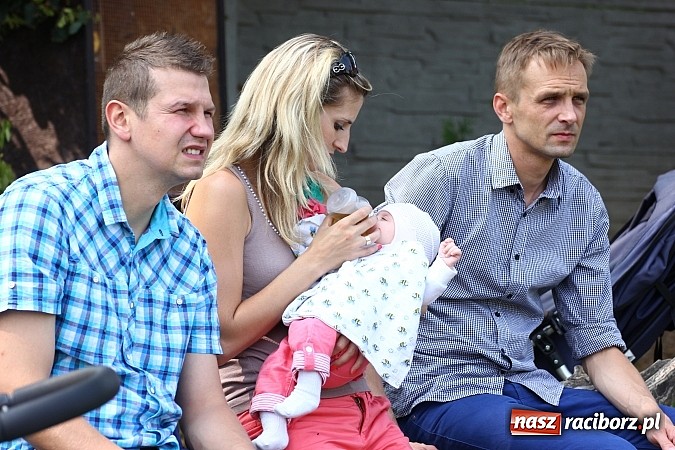 Zdjęcie w galerii na portalu naszraciborz.pl: Wspaniała zabawa na festynie w Mini ZOO w Gamowie wiadomości z regionu