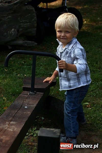 Zdjęcie w galerii na portalu naszraciborz.pl: Wspaniała zabawa na festynie w Mini ZOO w Gamowie wiadomości z regionu