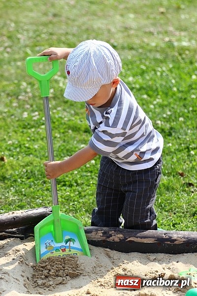 Zdjęcie w galerii na portalu naszraciborz.pl: Wspaniała zabawa na festynie w Mini ZOO w Gamowie wiadomości z regionu