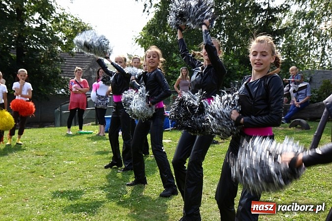 Zdjęcie w galerii na portalu naszraciborz.pl: Wspaniała zabawa na festynie w Mini ZOO w Gamowie wiadomości z regionu