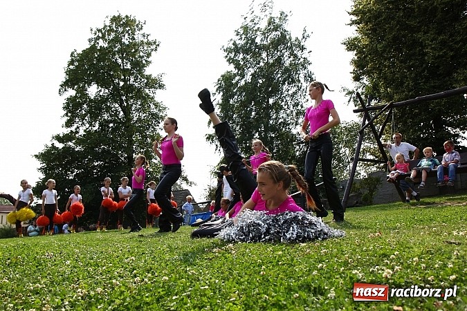 Zdjęcie w galerii na portalu naszraciborz.pl: Wspaniała zabawa na festynie w Mini ZOO w Gamowie wiadomości z regionu