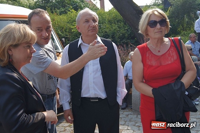 Zdjęcie w galerii na portalu naszraciborz.pl: Muzyka w parku Roth przyciągnęła tłumy wiadomości z regionu