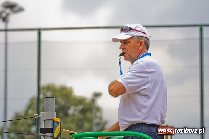 Zdjęcie w galerii na portalu naszraciborz.pl: Wspaniałe emocje i dobra zabawa podczas turnieju siatkówki plażowej wiadomości z regionu