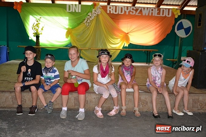Zdjęcie w galerii na portalu naszraciborz.pl: Dni Rudyszwałdu z występami artystycznymi wiadomości z regionu