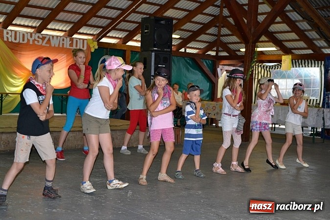 Zdjęcie w galerii na portalu naszraciborz.pl: Dni Rudyszwałdu z występami artystycznymi wiadomości z regionu