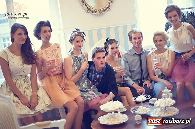 Zdjęcie w galerii na portalu naszraciborz.pl: Fashion Art Show - nietypowy pokaz mody raciborzanki Ewy Lenard wiadomości z regionu