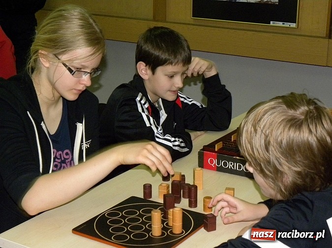 Zdjęcie w galerii na portalu naszraciborz.pl: Gry logiczne - przepis na ciekawe wakacje wiadomości z regionu