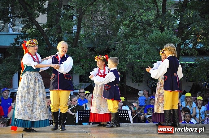Zdjęcie w galerii na portalu naszraciborz.pl: Źródło czwarty raz na Balkan Folk Fest wiadomości z regionu