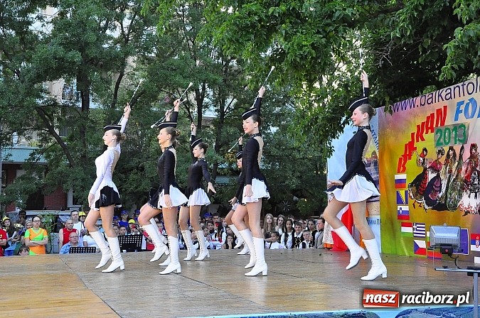 Zdjęcie w galerii na portalu naszraciborz.pl: Źródło czwarty raz na Balkan Folk Fest wiadomości z regionu