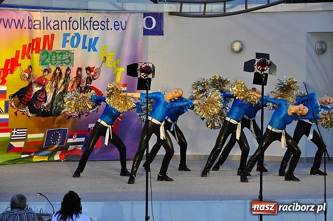Zdjęcie w galerii na portalu naszraciborz.pl: Źródło czwarty raz na Balkan Folk Fest wiadomości z regionu