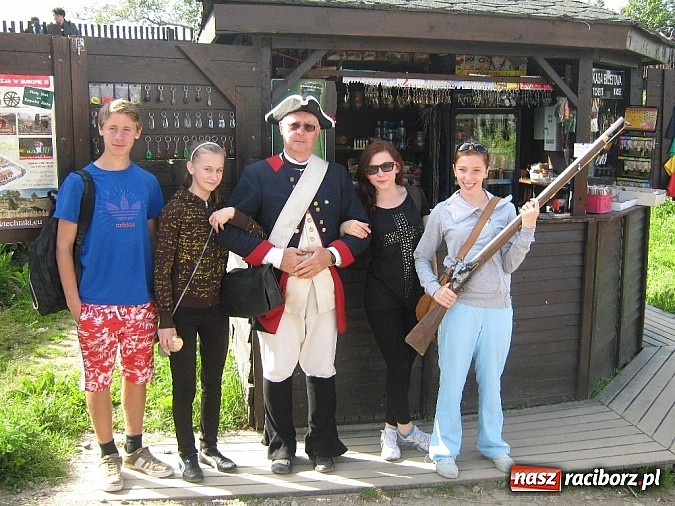 Zdjęcie w galerii na portalu naszraciborz.pl: Strefowicze na wakacjach w Srebrnej Górze wiadomości z regionu