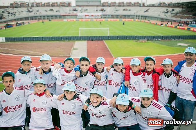 Zdjęcie w galerii na portalu naszraciborz.pl: Pawłowianki trenowały w Ajaxie Amsterdam wiadomości z regionu