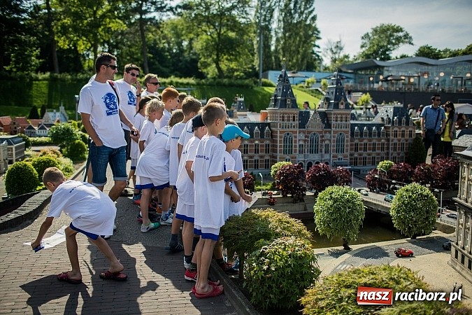 Zdjęcie w galerii na portalu naszraciborz.pl: Pawłowianki trenowały w Ajaxie Amsterdam wiadomości z regionu