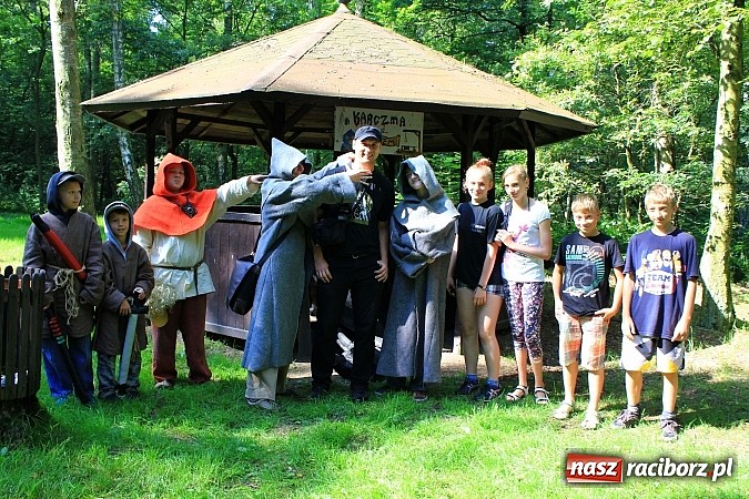 Zdjęcie w galerii na portalu naszraciborz.pl: Fantastyczna gra terenowa w Arboretum wiadomości z regionu