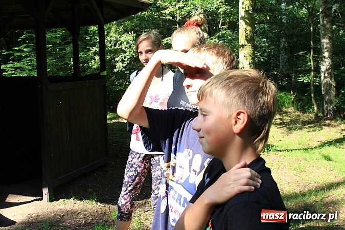 Zdjęcie w galerii na portalu naszraciborz.pl: Fantastyczna gra terenowa w Arboretum wiadomości z regionu