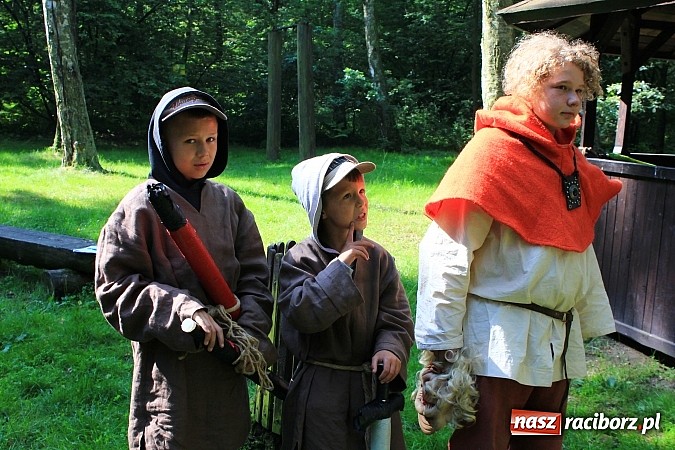 Zdjęcie w galerii na portalu naszraciborz.pl: Fantastyczna gra terenowa w Arboretum wiadomości z regionu