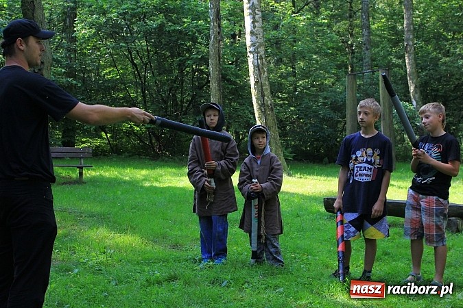Zdjęcie w galerii na portalu naszraciborz.pl: Fantastyczna gra terenowa w Arboretum wiadomości z regionu