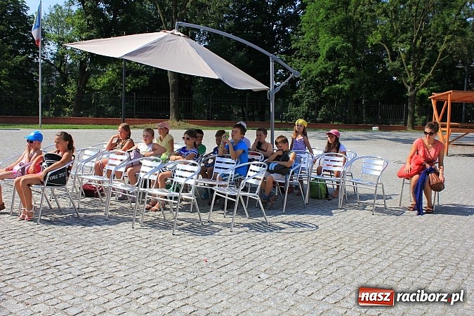 Zdjęcie w galerii na portalu naszraciborz.pl: Diabeł na Zamku Piastowskim, czyli... wiadomości z regionu