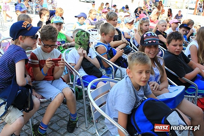 Zdjęcie w galerii na portalu naszraciborz.pl: Diabeł na Zamku Piastowskim, czyli... wiadomości z regionu