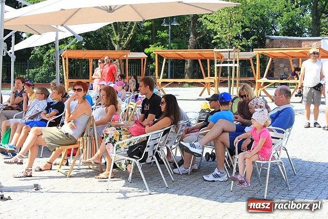 Zdjęcie w galerii na portalu naszraciborz.pl: Diabeł na Zamku Piastowskim, czyli... wiadomości z regionu