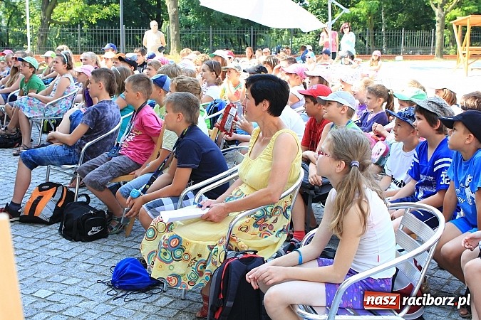 Zdjęcie w galerii na portalu naszraciborz.pl: Diabeł na Zamku Piastowskim, czyli... wiadomości z regionu