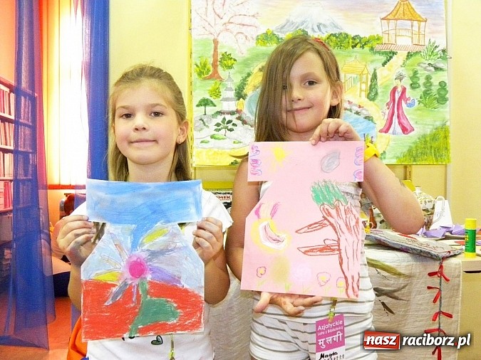 Zdjęcie w galerii na portalu naszraciborz.pl: Z wizytą w Kraju Kwitnącej Wiśni wiadomości z regionu