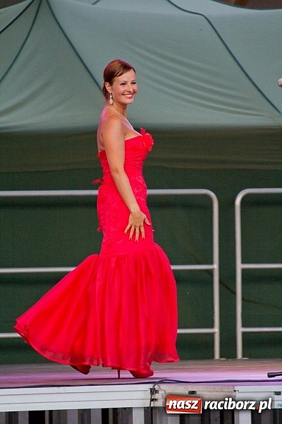 Zdjęcie w galerii na portalu naszraciborz.pl: Zaczarowany świat operetki i musicalu na raciborskim zamku wiadomości z regionu