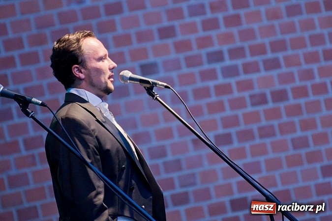 Zdjęcie w galerii na portalu naszraciborz.pl: Zaczarowany świat operetki i musicalu na raciborskim zamku wiadomości z regionu