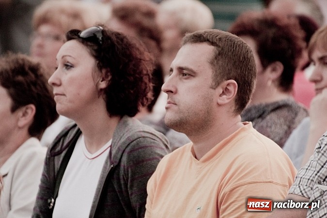 Zdjęcie w galerii na portalu naszraciborz.pl: Zaczarowany świat operetki i musicalu na raciborskim zamku wiadomości z regionu