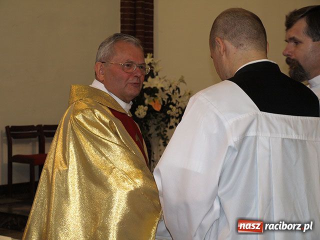 Zdjęcie w galerii na portalu naszraciborz.pl: Stara Wieś powitała nowego proboszcza wiadomości z regionu