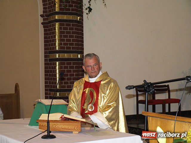 Zdjęcie w galerii na portalu naszraciborz.pl: Stara Wieś powitała nowego proboszcza wiadomości z regionu