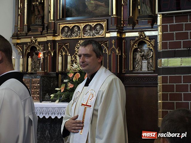 Zdjęcie w galerii na portalu naszraciborz.pl: Stara Wieś powitała nowego proboszcza wiadomości z regionu