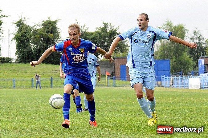 Zdjęcie w galerii na portalu naszraciborz.pl: Minimalna przegrana Unii z Odrą wiadomości z regionu