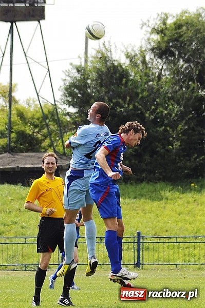 Zdjęcie w galerii na portalu naszraciborz.pl: Minimalna przegrana Unii z Odrą wiadomości z regionu