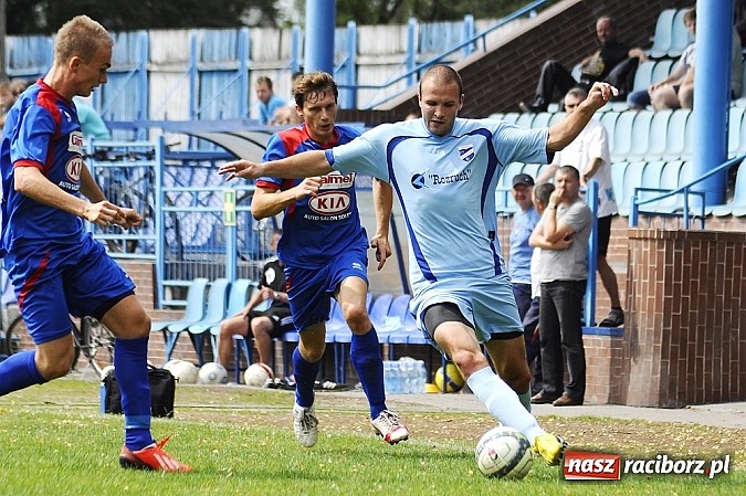 Zdjęcie w galerii na portalu naszraciborz.pl: Minimalna przegrana Unii z Odrą wiadomości z regionu