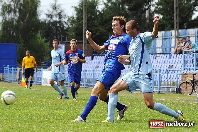 Zdjęcie w galerii na portalu naszraciborz.pl: Minimalna przegrana Unii z Odrą wiadomości z regionu