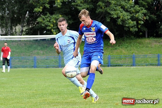 Zdjęcie w galerii na portalu naszraciborz.pl: Minimalna przegrana Unii z Odrą wiadomości z regionu