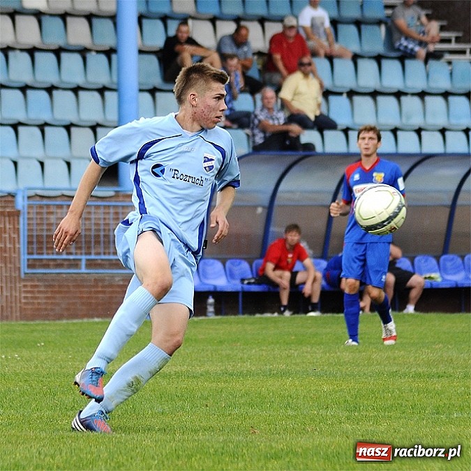 Zdjęcie w galerii na portalu naszraciborz.pl: Minimalna przegrana Unii z Odrą wiadomości z regionu