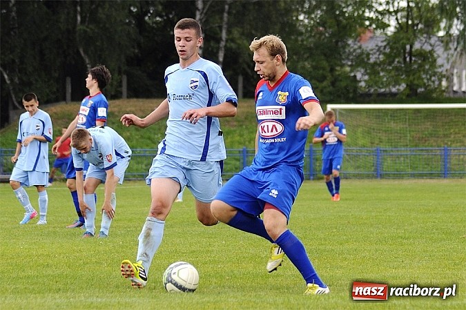 Zdjęcie w galerii na portalu naszraciborz.pl: Minimalna przegrana Unii z Odrą wiadomości z regionu