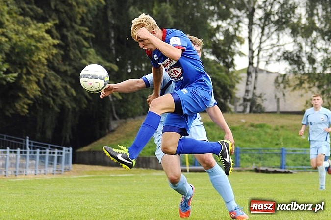 Zdjęcie w galerii na portalu naszraciborz.pl: Minimalna przegrana Unii z Odrą wiadomości z regionu