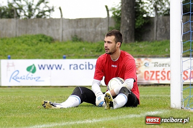Zdjęcie w galerii na portalu naszraciborz.pl: Minimalna przegrana Unii z Odrą wiadomości z regionu