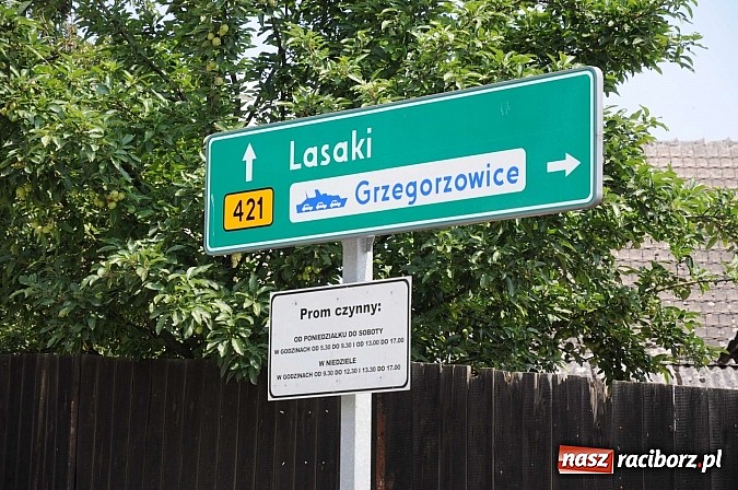 Zdjęcie w galerii na portalu naszraciborz.pl: Prom Ciechowice-Grzegorzowice wczoraj i dziś wiadomości z regionu