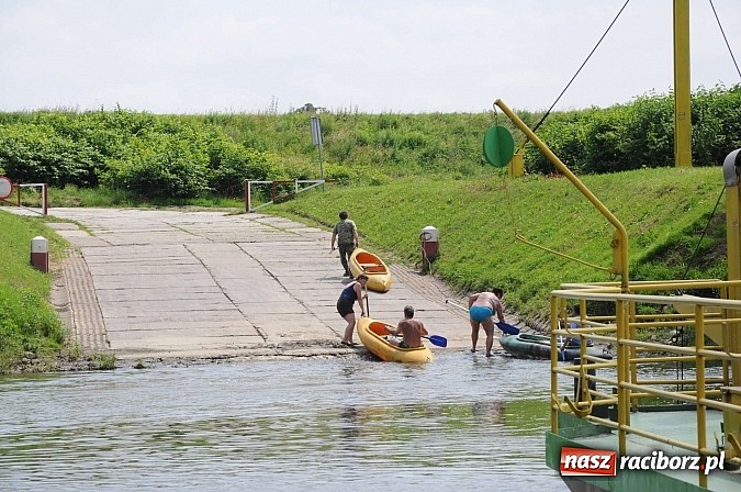 Zdjęcie w galerii na portalu naszraciborz.pl: Prom Ciechowice-Grzegorzowice wczoraj i dziś wiadomości z regionu