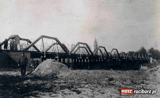 Zdjęcie w galerii na portalu naszraciborz.pl: Prom Ciechowice-Grzegorzowice wczoraj i dziś wiadomości z regionu